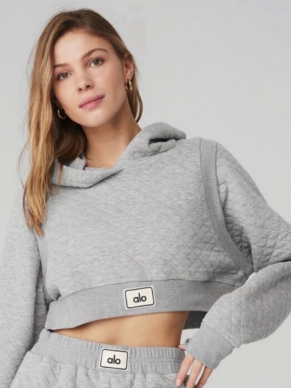ALO Yoga Quilted Cropped Hoodie in Light Gray
